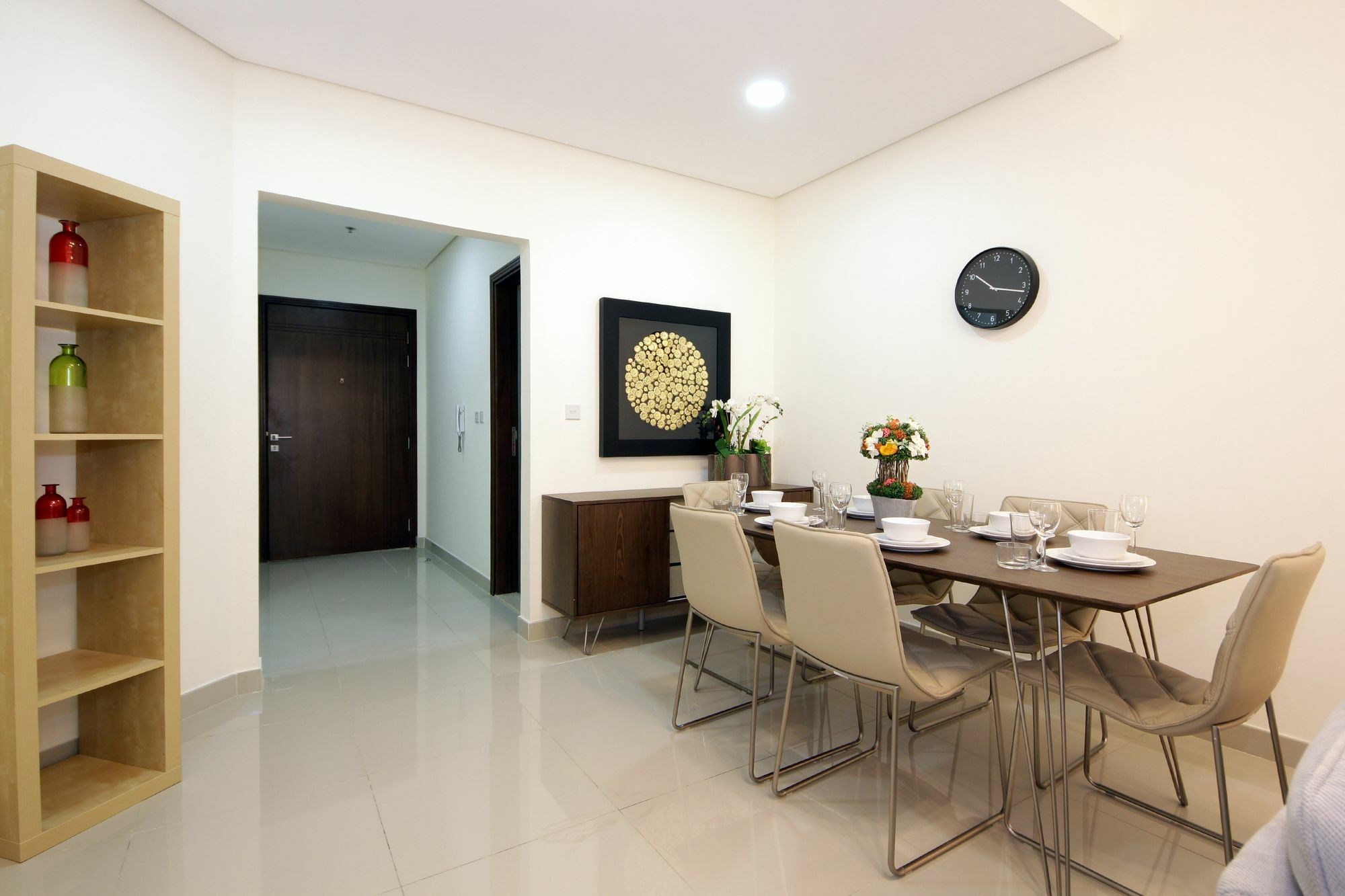 Spacious 2 Bedroom In Al Telal 11, Al Barsha 1 ドバイ エクステリア 写真