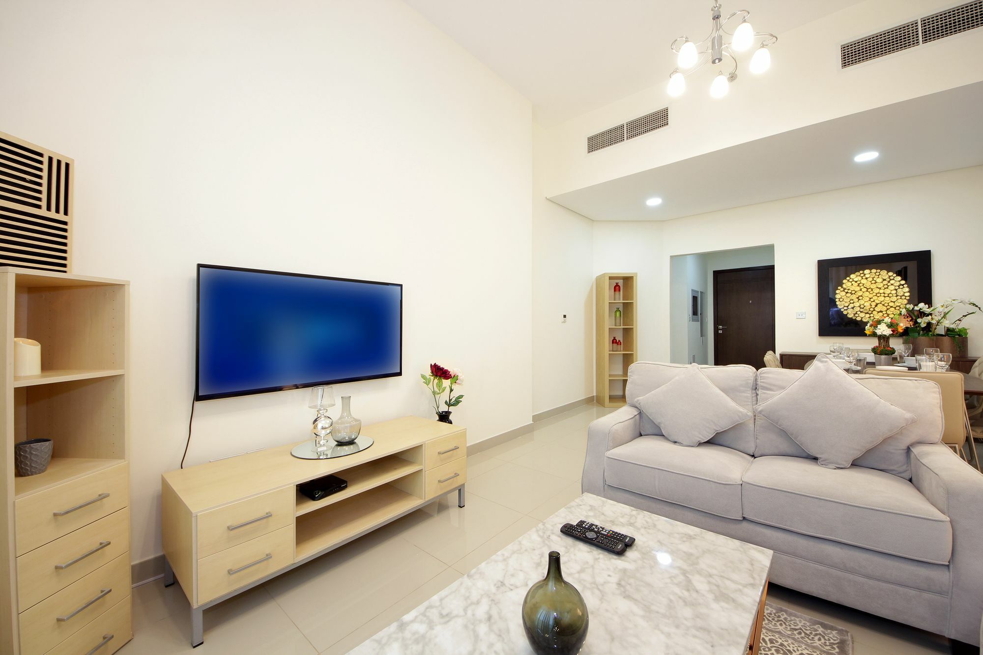 Spacious 2 Bedroom In Al Telal 11, Al Barsha 1 ドバイ エクステリア 写真